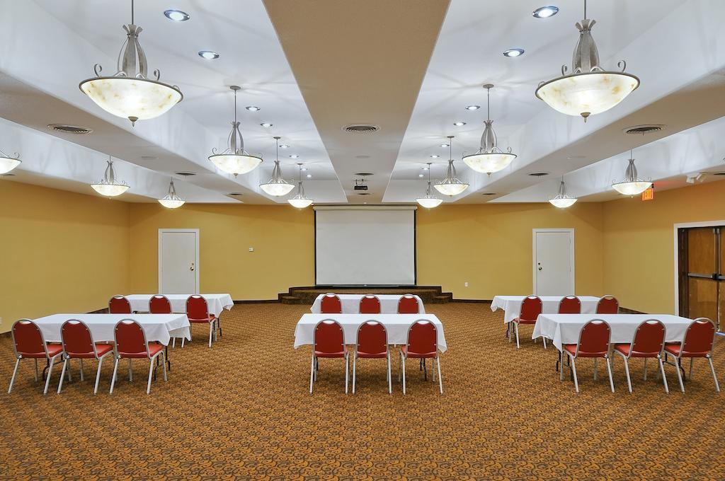 Days Inn & Suites By Wyndham Clovis Facilități foto
